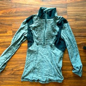 Lulu zip up